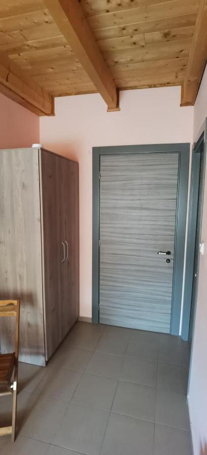 Pensiune si Cazare la Mitza Giarmata Exterior foto